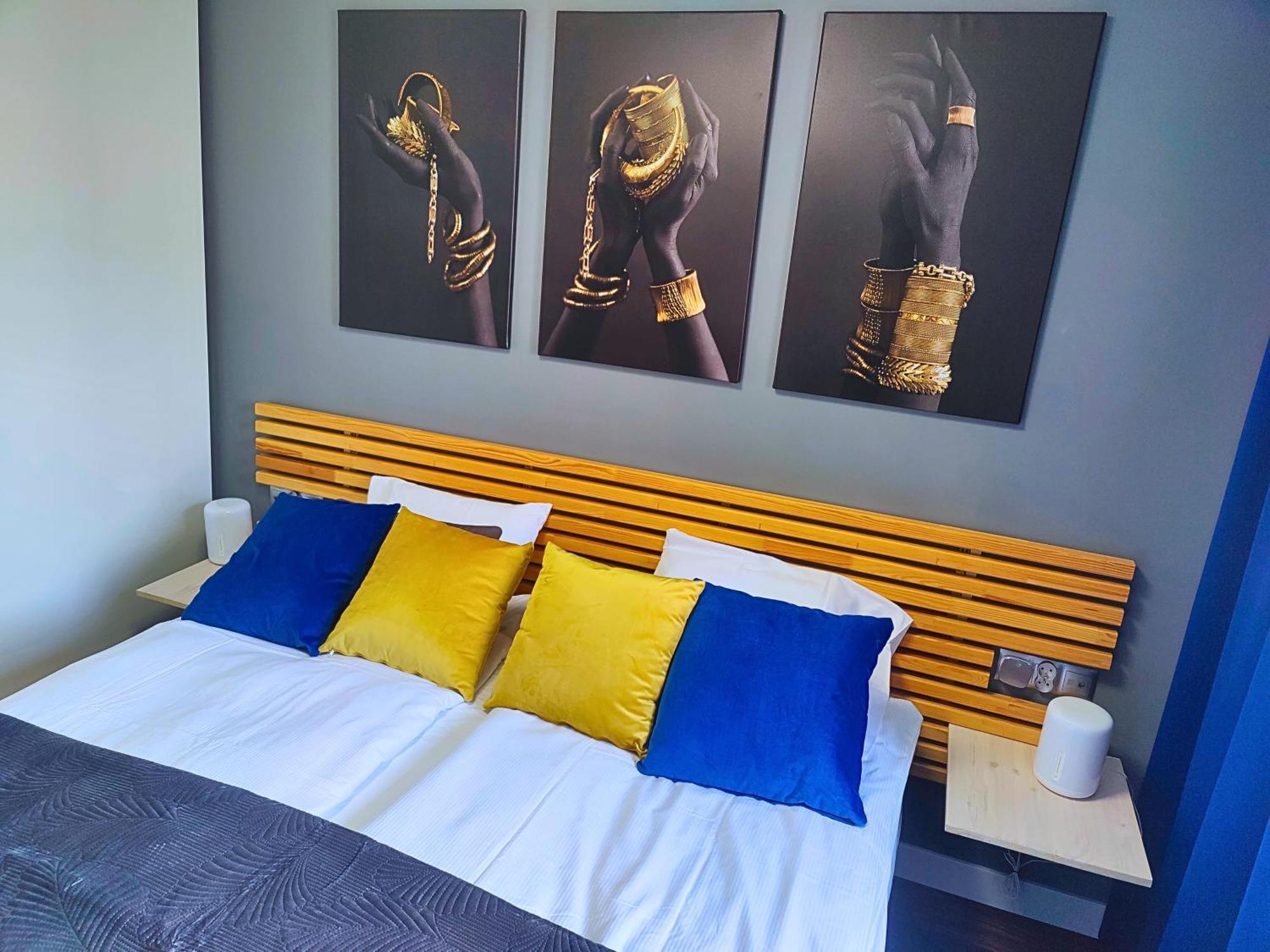 City Hall Bliss Suite - Premium Apartament Z Balkonem I Widokiem Na Ratusz Колобжег Екстериор снимка