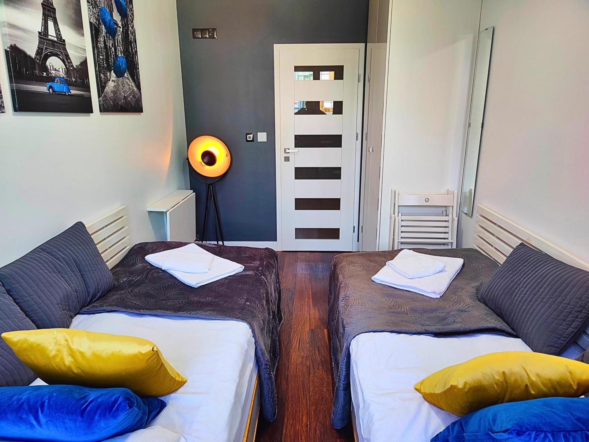 City Hall Bliss Suite - Premium Apartament Z Balkonem I Widokiem Na Ratusz Колобжег Екстериор снимка