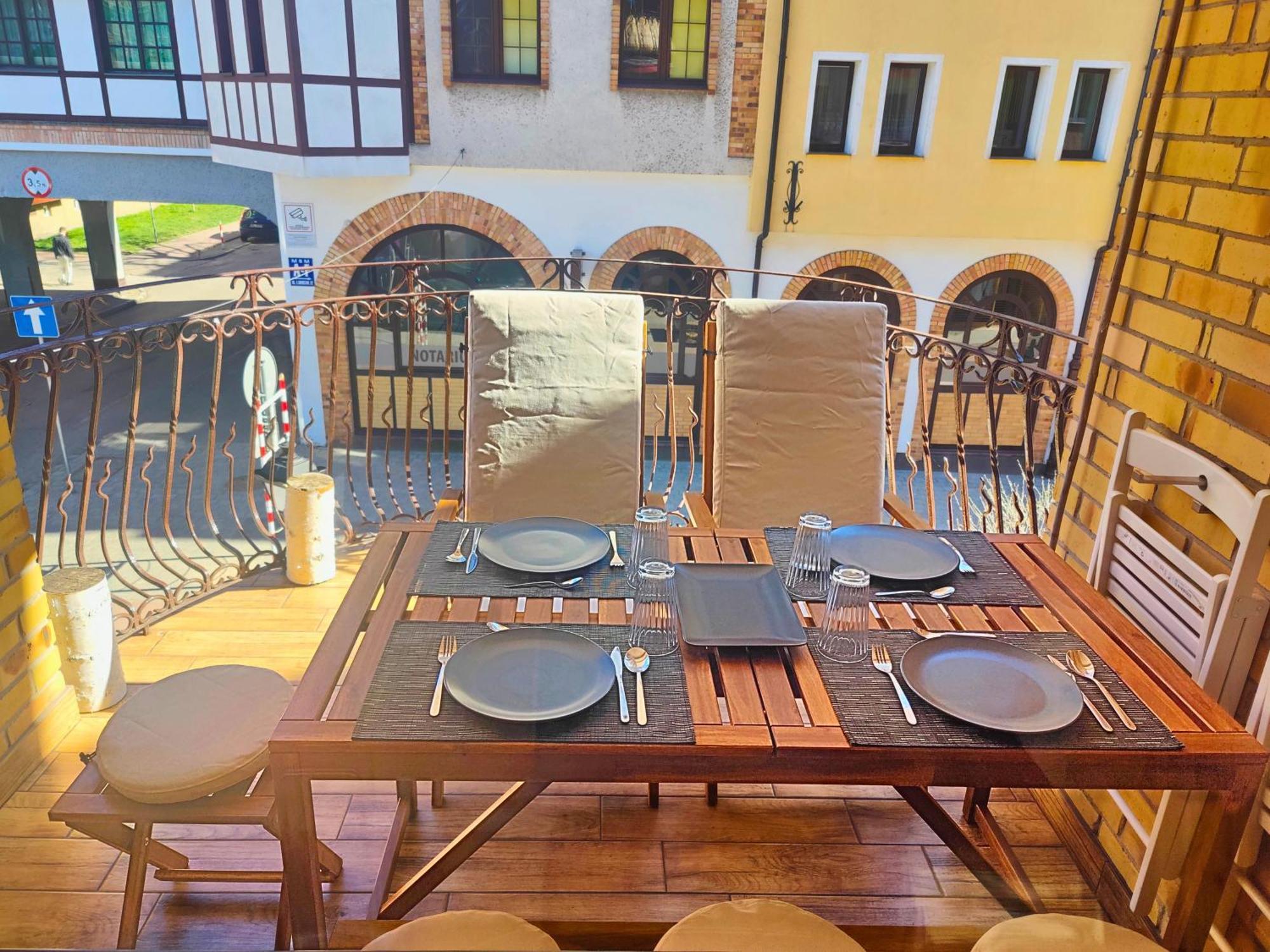 City Hall Bliss Suite - Premium Apartament Z Balkonem I Widokiem Na Ratusz Колобжег Екстериор снимка